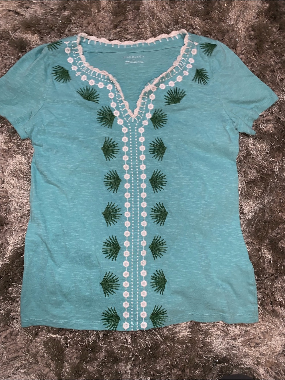 Talbots aqua short sleeve V-neck tee with green embroidery
